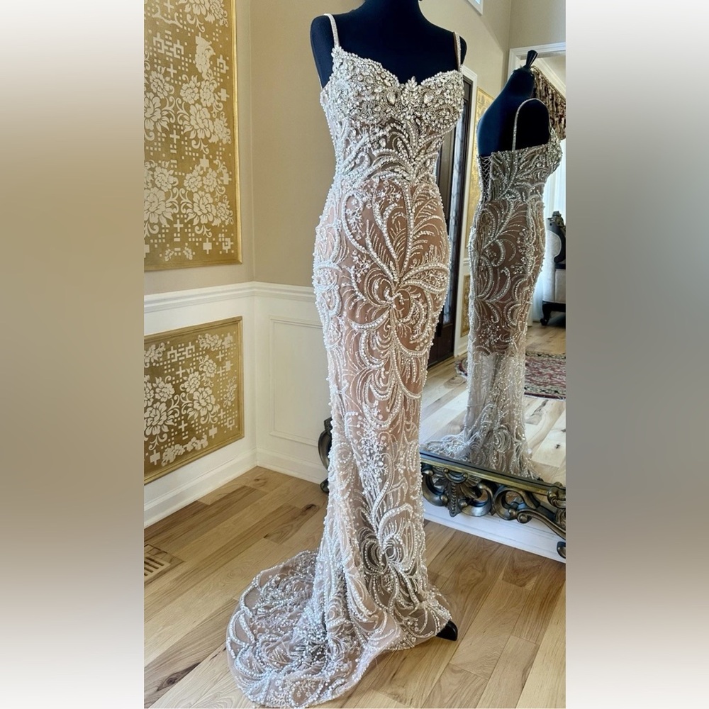 Crystal Beaded Engagement Bridal Sweetheart Neckline Custom Gown Beige Size 4 - Picture 3 of 16